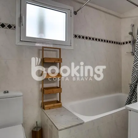 Begonias Per 4 Persones Amb Gran Terrassa Chill Out A 10 Minuts De La Platja