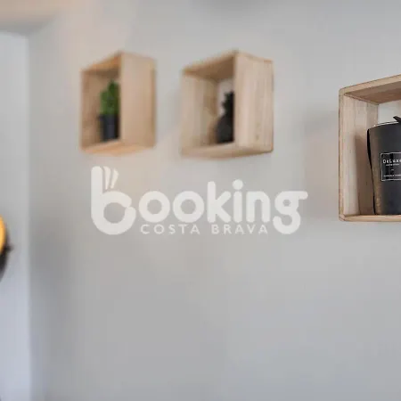 Begonias Per 4 Persones Amb Gran Terrassa Chill Out A 10 Minuts De La Platja Apartment *
