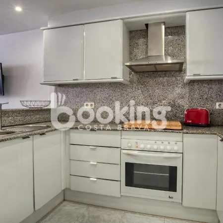 Apartamento Begonias Per 4 Persones Amb Gran Terrassa Chill Out A 10 Minuts De La Platja Platja d'Aro (Playa de Aro)